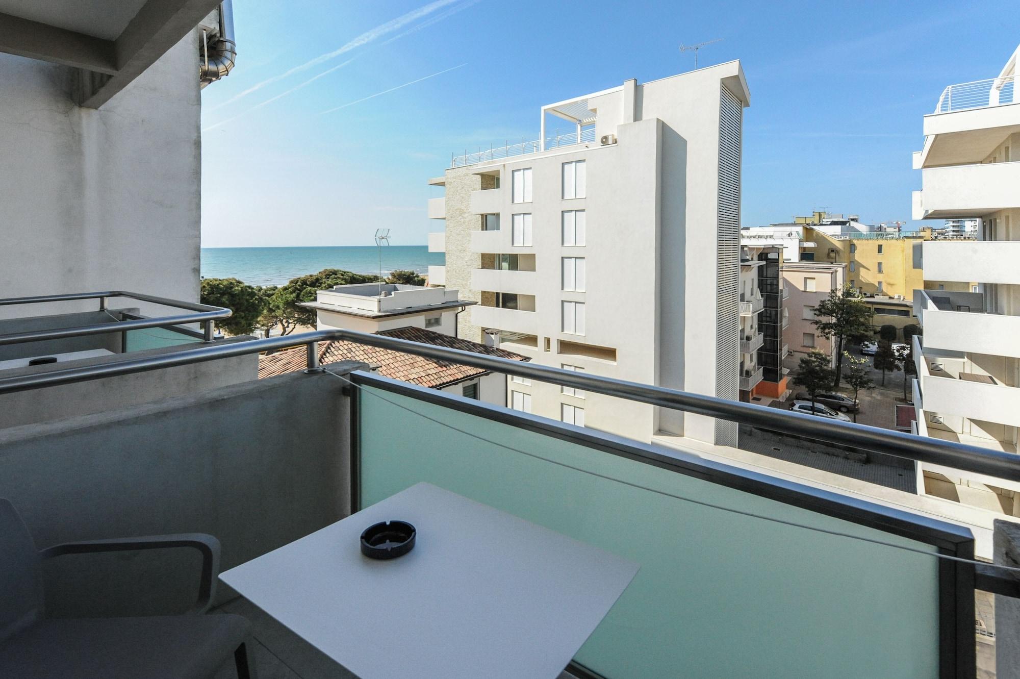 Hotel Lampara Lignano Sabbiadoro Exteriör bild
