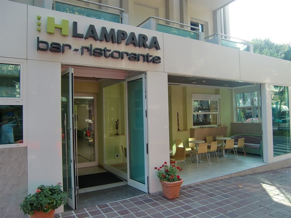 Hotel Lampara Lignano Sabbiadoro Exteriör bild